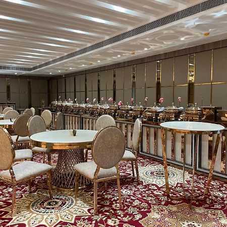 Hotel Casa Divine Izatnagar Экстерьер фото